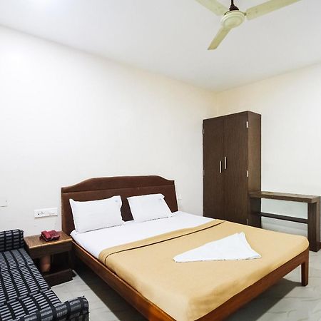 Hotel O Lk Residency Tindivanam Bagian luar foto