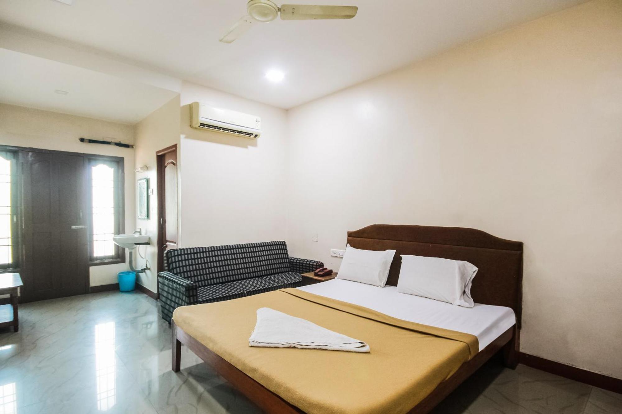 Hotel O Lk Residency Tindivanam Bagian luar foto